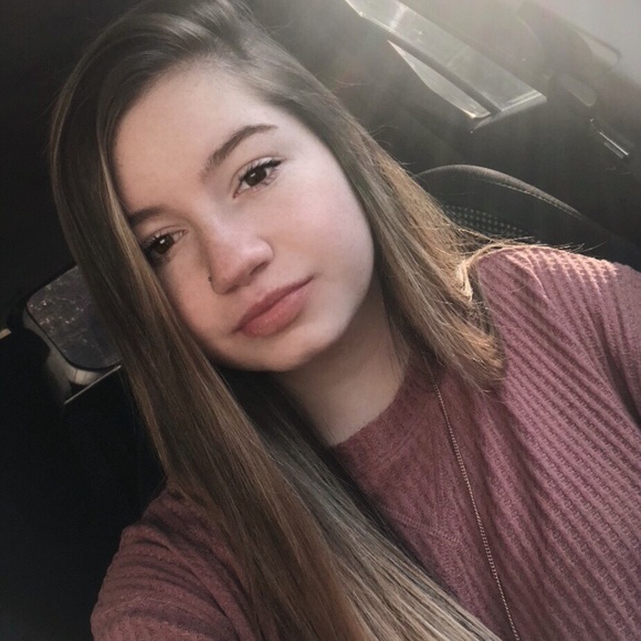 Meet your Posher, Mazurie!! - Picture 6 of 8